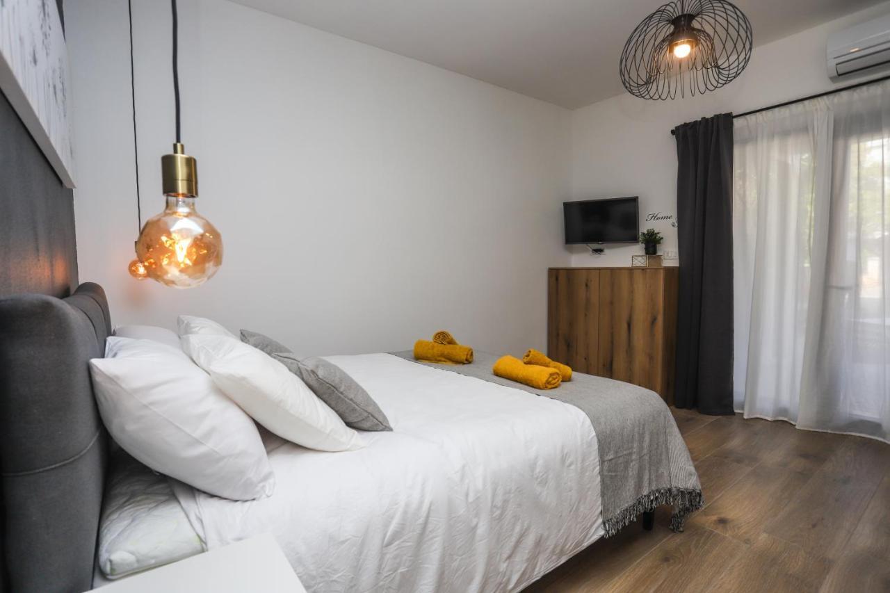 Apartments Residence Radovan 1 Porec Ngoại thất bức ảnh