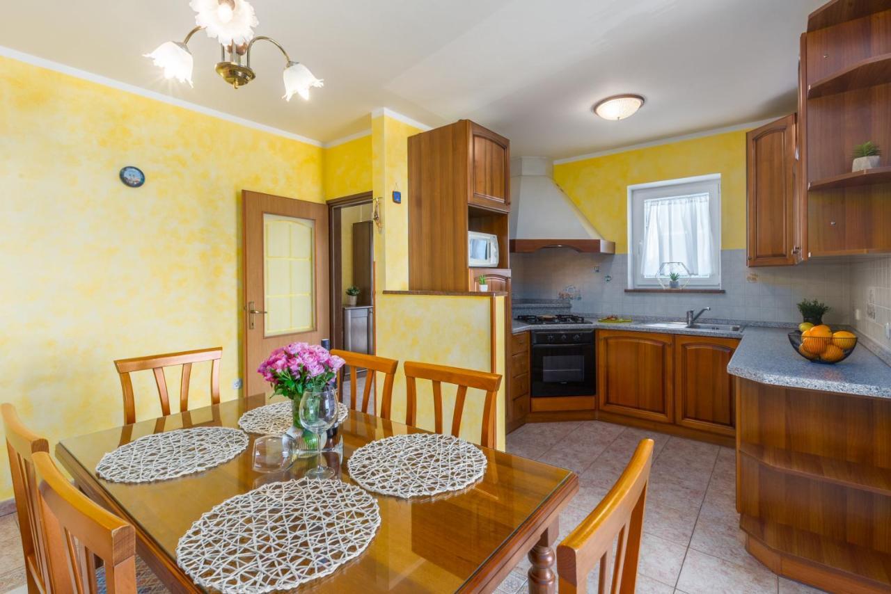 Apartments Residence Radovan 1 Porec Ngoại thất bức ảnh