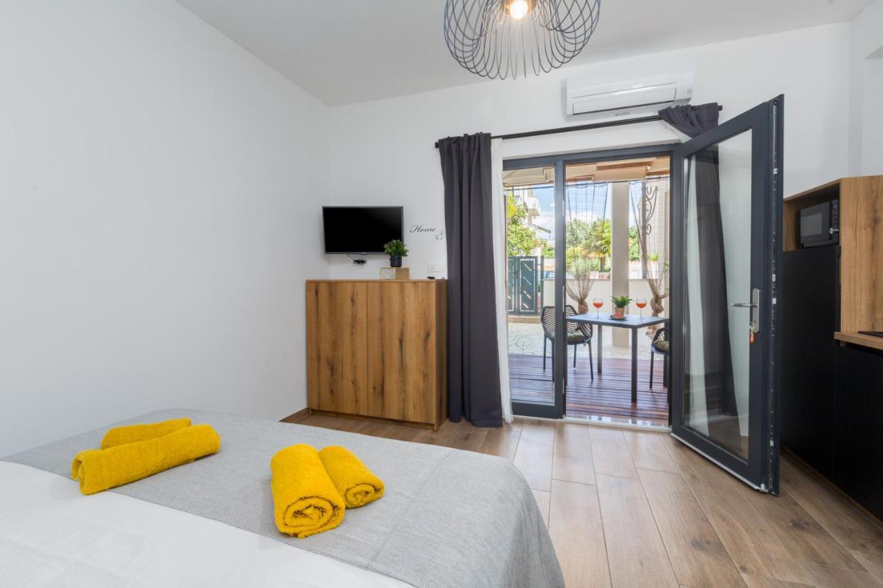 Apartments Residence Radovan 1 Porec Ngoại thất bức ảnh